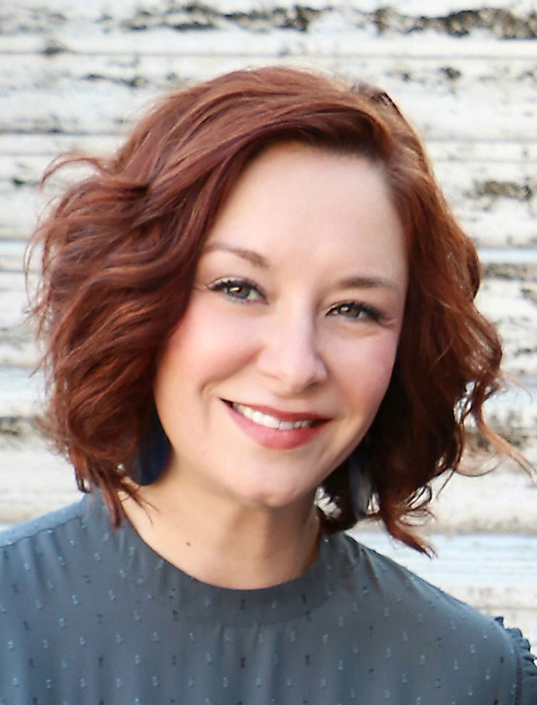 Keri Steele - Director of Social Media